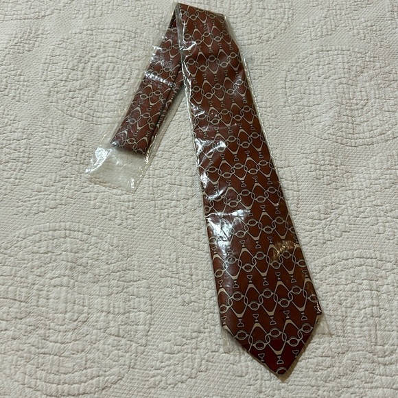 Hermes Men’s Silk Tie - Picture 2 of 10
